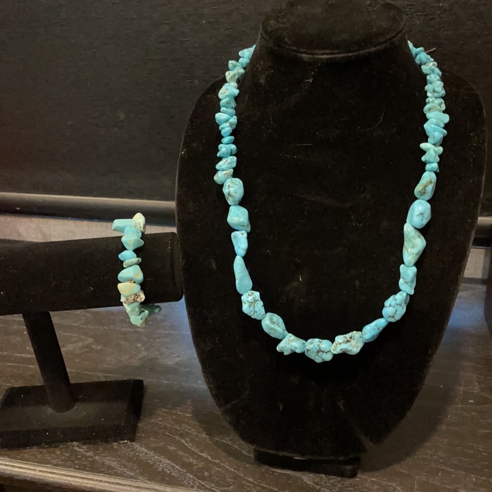 Turquoise necklace & bracelet from Mexico
